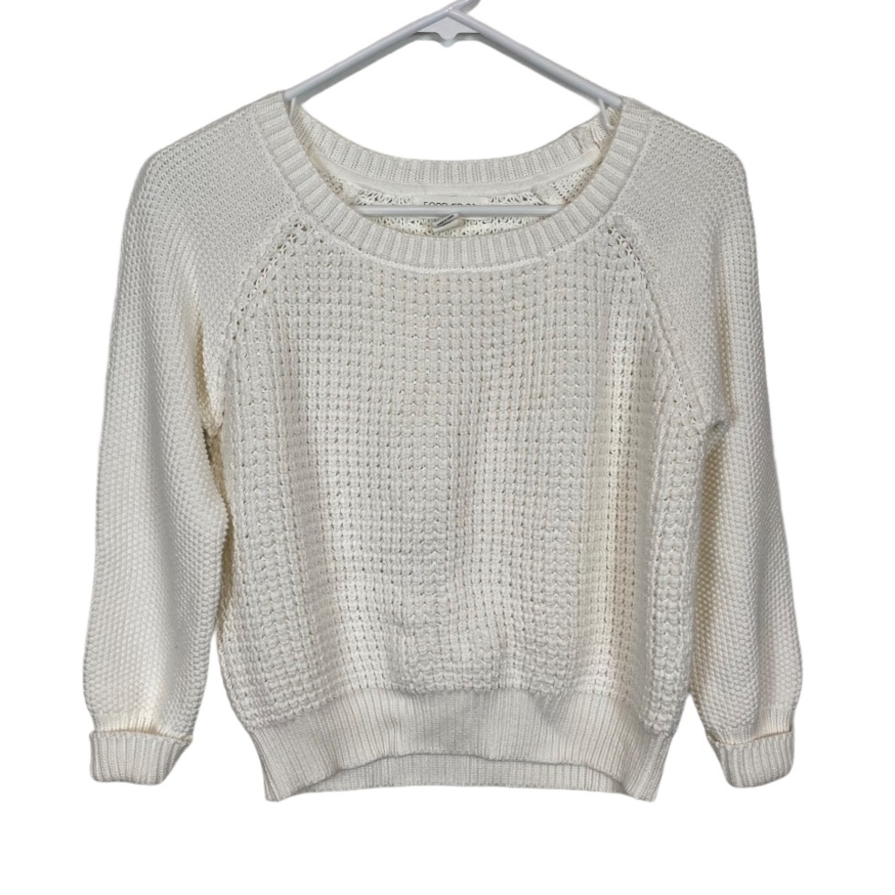 Forever 21 white Cream cropped Pull-Over long sleeve crop knit Sweater R-236